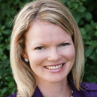 Photo of Dr Sinéad Dufour